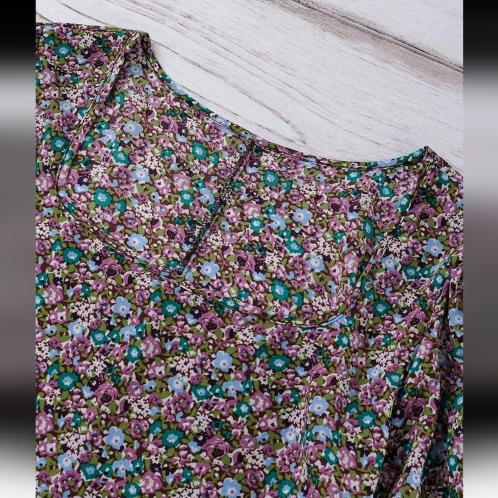 Lot of 4 LIKE NEW Shein 2X blouses - Picture 3 of 14